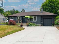 1418 HELENA MONTAGUE AVENUE London Ontario, N6K 1Z2