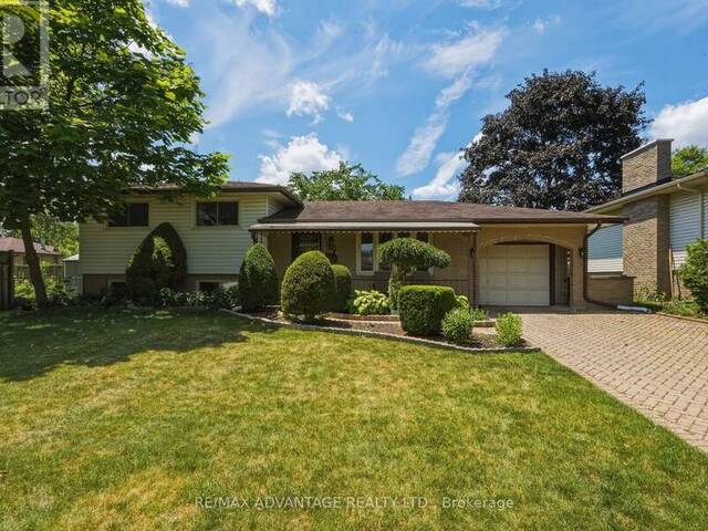 120 CHAMPLAIN CRESCENT London Ontario, N5V 1H1 - 3 Bedrooms Home For Sale