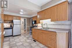 120 CHAMPLAIN CRESCENT | London Ontario | Slide Image Ten