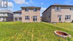 823 CEDARPARK WAY | London Ontario | Slide Image Thirty