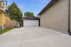 21 AGINCOURT PLACE | London Ontario | Slide Image Five