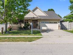 292 WALNUT STREET Lucan Biddulph Ontario, N0M 2J0