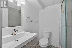 665 WOODCREST BOULEVARD | London Ontario | Slide Image Thirty-seven
