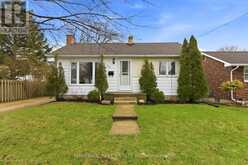 181 PICTON STREET W | Goderich Ontario | Slide Image Four