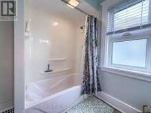 114 COLLEGE AVENUE | Sarnia Ontario | Slide Image Sixteen