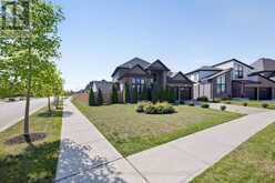 703 ZAIFMAN CIRCLE | London Ontario | Slide Image Two