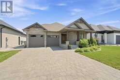 149 COLLINS WAY | Strathroy-Caradoc Ontario | Slide Image Two