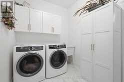 149 COLLINS WAY | Strathroy-Caradoc Ontario | Slide Image Thirty-two