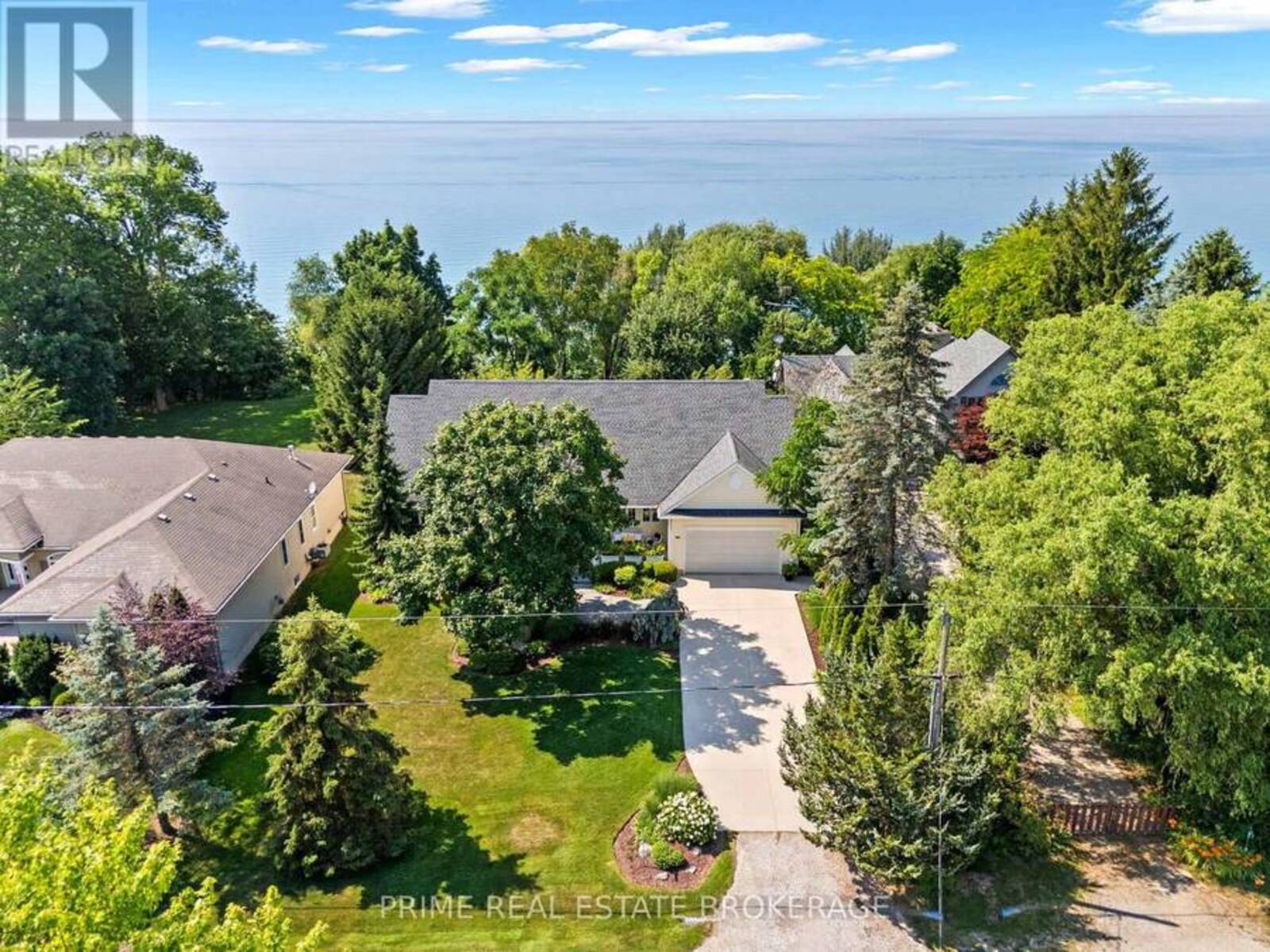 4710 LAKESIDE STREET, Plympton-Wyoming, Ontario N0N 1J6