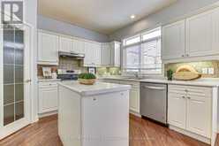 322 CHAMBERS PLACE | London Ontario | Slide Image Thirteen
