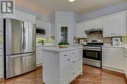 322 CHAMBERS PLACE | London Ontario | Slide Image Fifteen