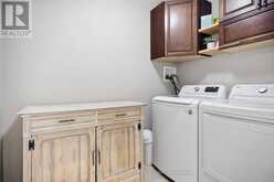 279 OAK STREET | Lucan Biddulph Ontario | Slide Image Eight