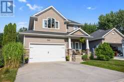 279 OAK STREET | Lucan Biddulph Ontario | Slide Image Three