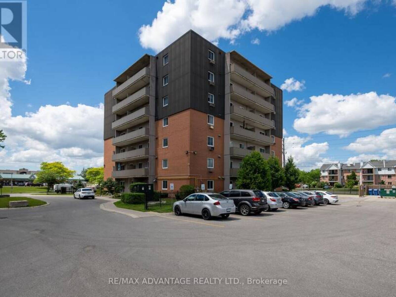 602 - 1100 JALNA BOULEVARD, London, Ontario N6E 2M2