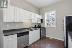 121 MOUNT PLEASANT AVENUE | London Ontario | Slide Image Seventeen