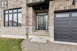 1 BOUW PLACE | Dutton-Dunwich Ontario | Slide Image Two