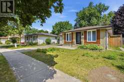 54 NICHOLAS CRESCENT | London Ontario | Slide Image Five