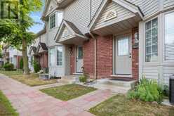 4 - 50 CHAPMAN COURT | London Ontario | Slide Image Five