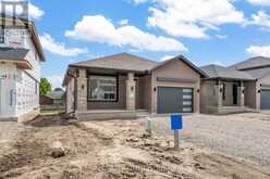 7 FINCH STREET | Tillsonburg Ontario | Slide Image Two