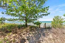 9856 HURON PLACE | Grand Bend Ontario | Slide Image Forty-five