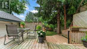 322 RIDOUT STREET S | London Ontario | Slide Image Thirty-six