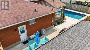 27 DYER STREET | St. Thomas Ontario | Slide Image Thirty-five