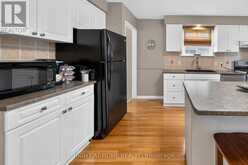 27 DYER STREET | St. Thomas Ontario | Slide Image Nine