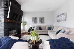 2014 BALLYMOTE AVENUE | London Ontario | Slide Image Thirteen