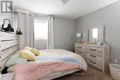2014 BALLYMOTE AVENUE | London Ontario | Slide Image Thirty-five
