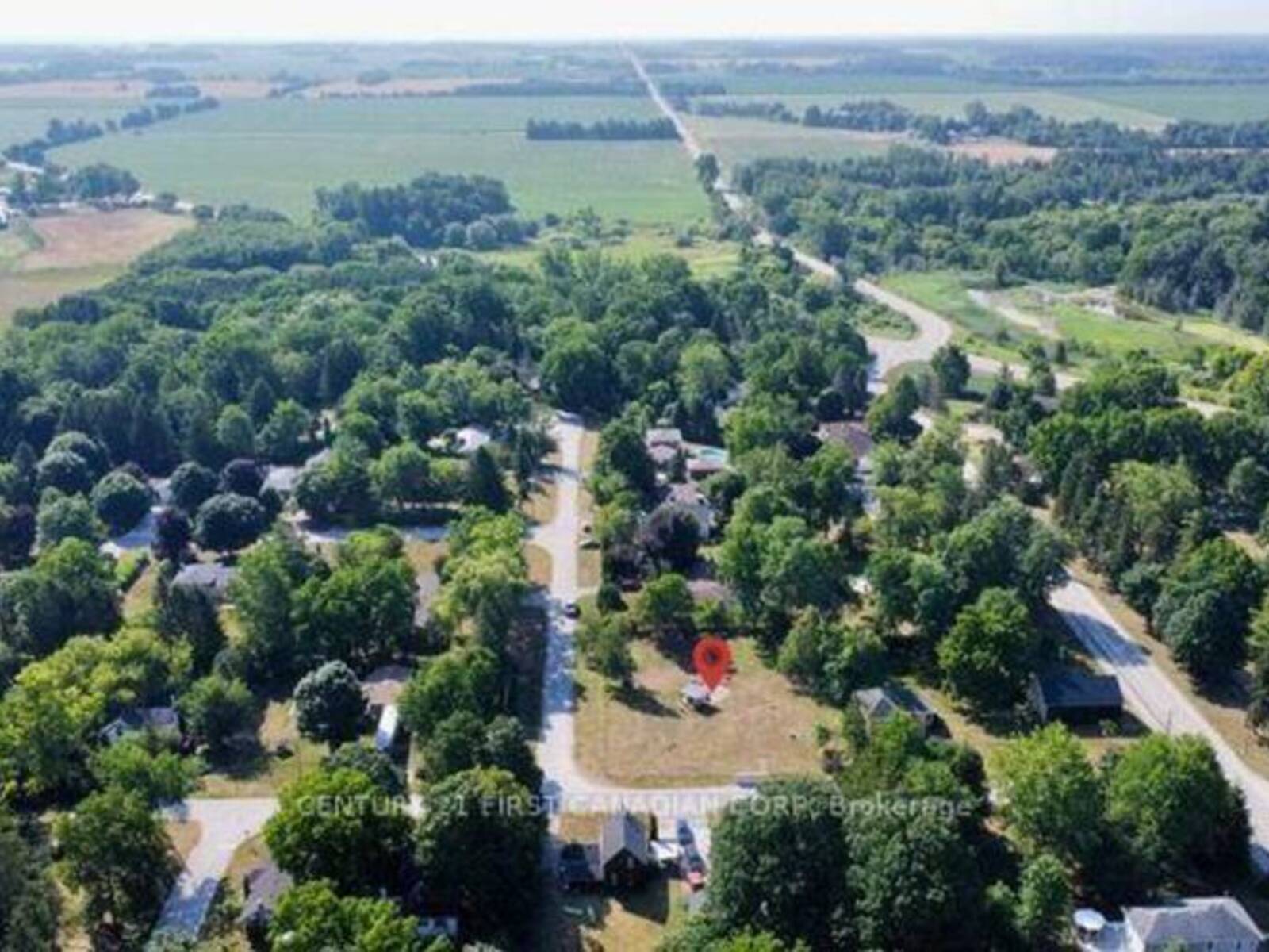 4 PARK CRESCENT, Ilderton, Ontario N0M 2A0