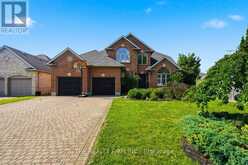 16 FITZWILLIAM BOULEVARD | London Ontario | Slide Image One
