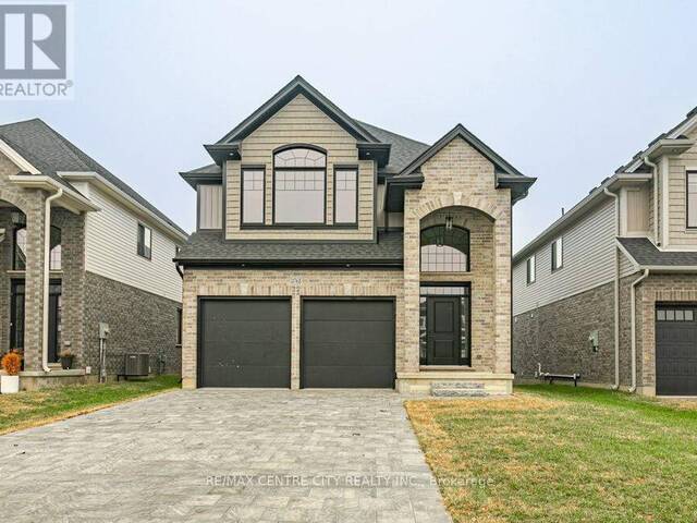 1761 FINLEY CRESCENT London Ontario, N6G 0B4 - 4 Bedrooms Home For Sale