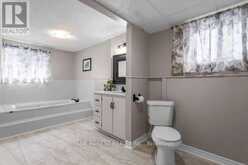 27 VILLENEUVE CRESCENT | London Ontario | Slide Image Twenty-eight