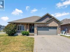 35 CASSIE CRESCENT Strathroy-Caradoc Ontario, N7G 4E3