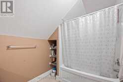434 SECOND STREET | London Ontario | Slide Image Thirty-two