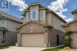 884 REEVES AVENUE | London Ontario | Slide Image Two