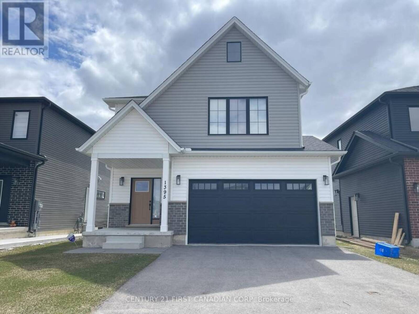 1395 TWILITE BOULEVARD, London, Ontario N6G 0S8