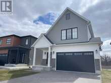 1395 TWILITE BOULEVARD | London Ontario | Slide Image Two