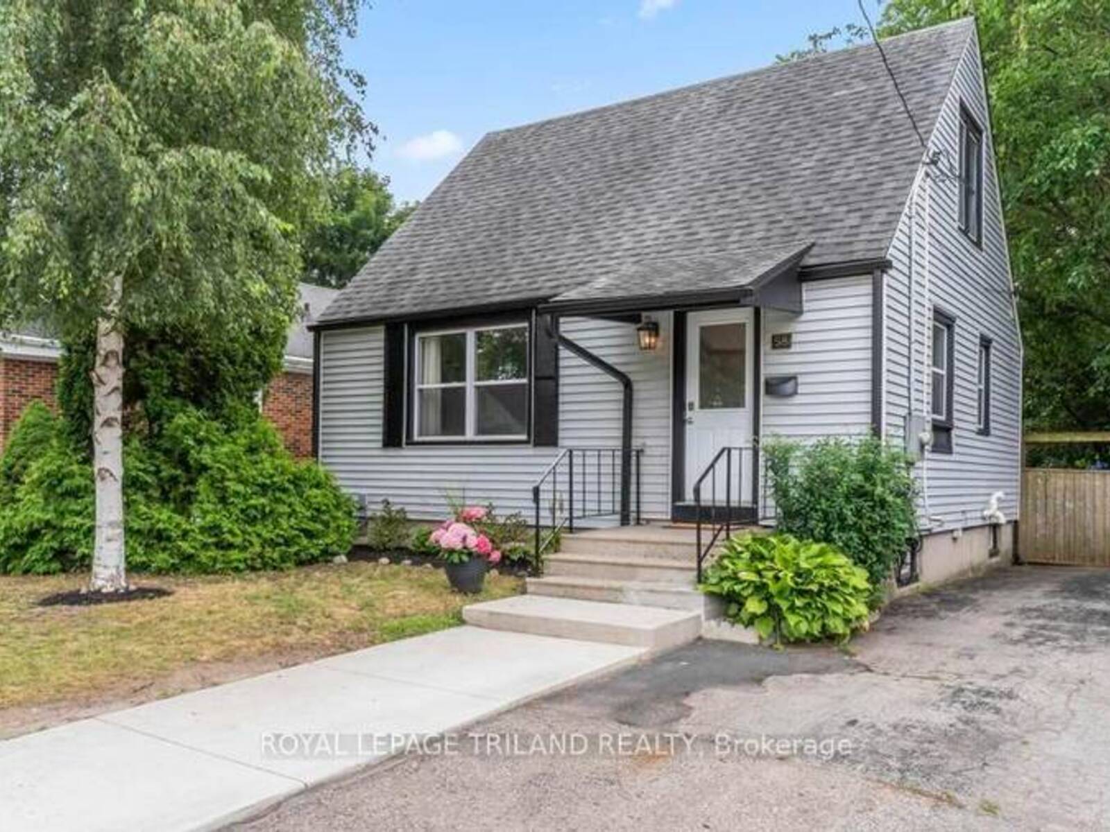 58 WYATT STREET, London, Ontario N6H 1A7