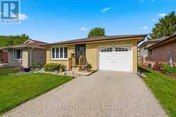 43 CLARA CRESCENT | London Ontario | Slide Image Three