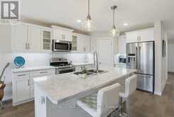 226 PEACH TREE BOULEVARD | St. Thomas Ontario | Slide Image Four