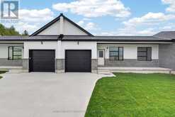 54 MOONLIGHT COURT | Clinton Ontario | Slide Image One