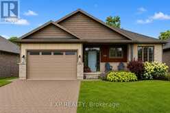 541 BENNETT CRESCENT | Mount Brydges Ontario | Slide Image One