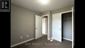 65 - 3400 CASTLE ROCK PLACE | London Ontario | Slide Image Thirteen