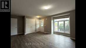 65 - 3400 CASTLE ROCK PLACE | London Ontario | Slide Image Six