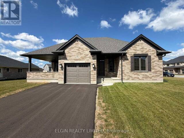 58 BRAUN AVENUE Tillsonburg Ontario, N4G 0K4 - 2 Bedrooms Home For Sale