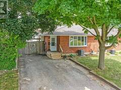 73 GENEVIVE PLACE London Ontario, N5Y 4X2