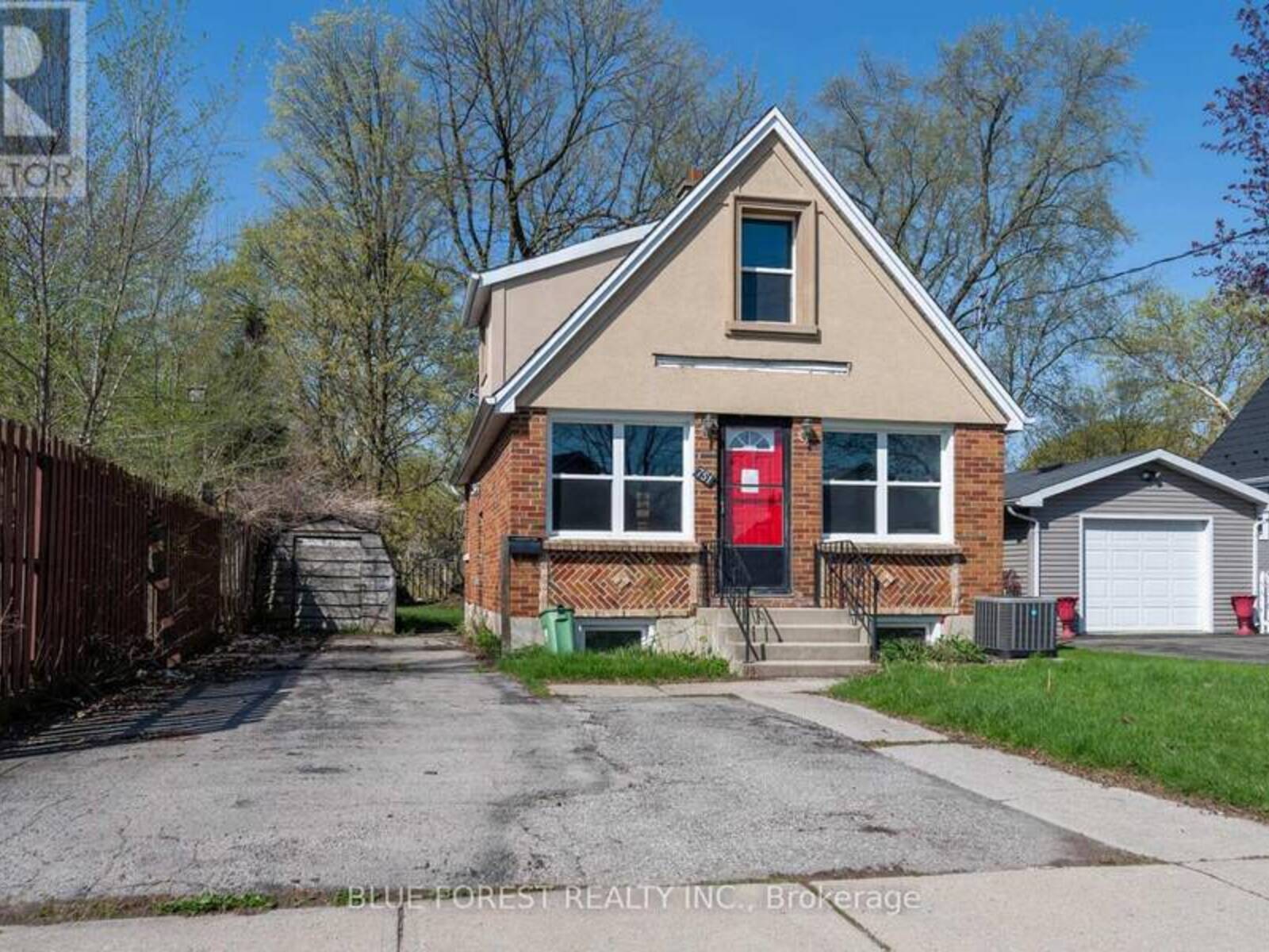 751 CURRY STREET, London, Ontario N5Y 1N5
