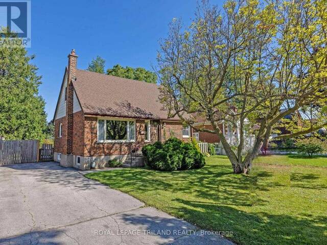 1874 CHURCHILL AVENUE London Ontario, N5W 2L6 - 3 Bedrooms Home For Sale
