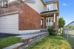 83 MCMAHEN STREET | London Ontario | Slide Image Three